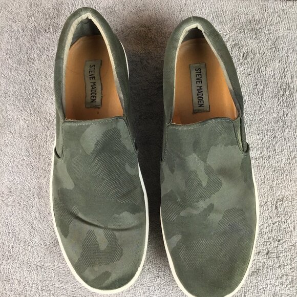 Steve Madden Zayna Dark Green Camo Slip On Platform Sneaker in Size 9.5 - Picture 3 of 9